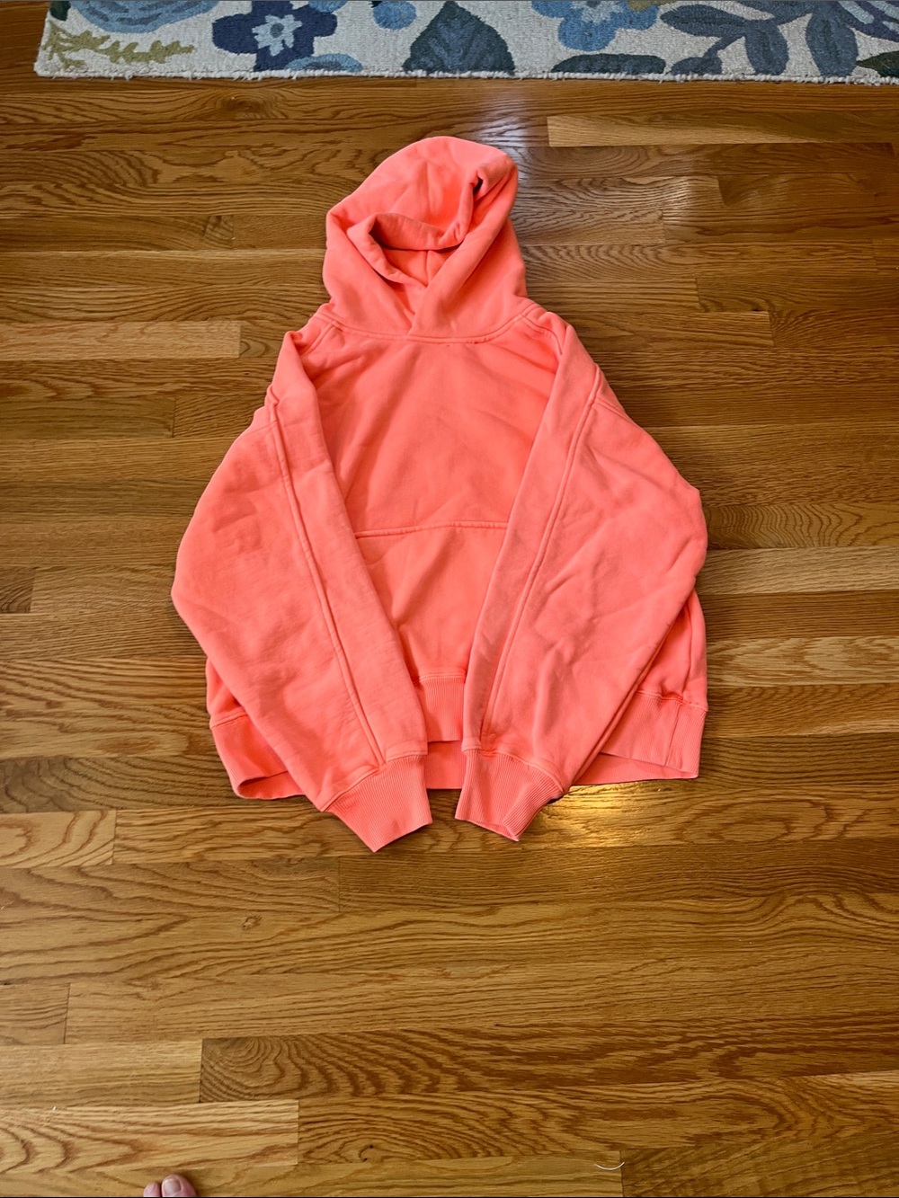 Free People Movement A Cut Above Flocked  Buti Logo Hoodie Size Small NWOT - Picture 8 of 13